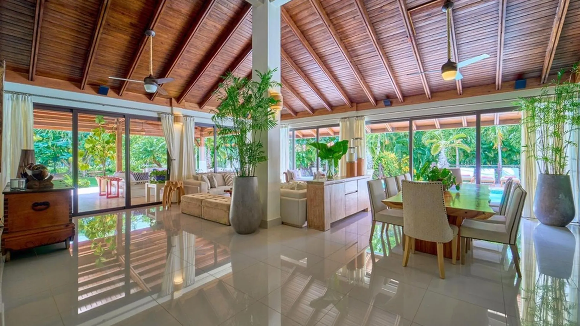 Villa Cerezas Classic La Romana